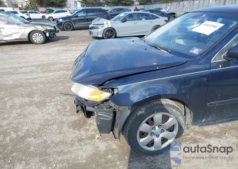 2009 Kia Optima Lx from USA, damaged, VIN KNAGE228995312099